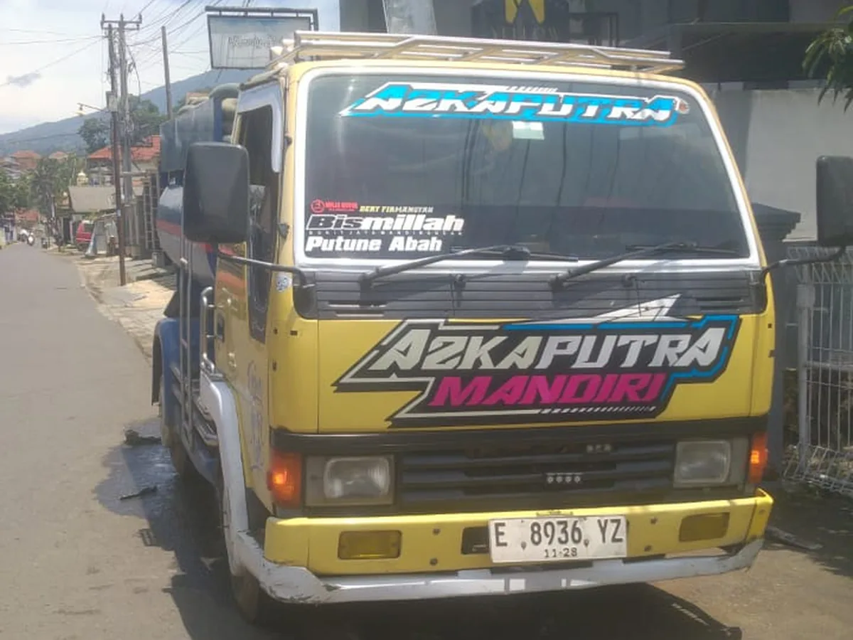Armada Azka Putra Mandiri untuk layanan di Batu Karas